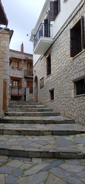 Arahova Maisonette